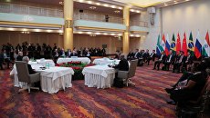 Владимир Путин принимает участие во встрече лидеров стран БРИКС в преддверии саммита Группы двадцати G20 в Гамбурге. 7 июля 2017 Владимир Путин принимает участие во встрече лидеров стран БРИКС в преддверии саммита Группы двадцати G20 в Гамбурге. 7 июля 2017