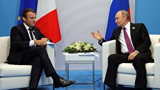Владимир Путин и президент Франции Эммануэль Макрон. Архивное фото Владимир Путин и президент Франции Эммануэль Макрон. Архивное фото