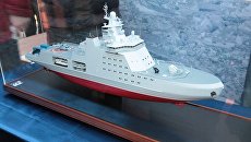 Макет патрульного корабля арктического класса проекта 23550 Иван Папанин. Архивное фото Макет патрульного корабля арктического класса проекта 23550 Иван Папанин. Архивное фото