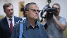 Бывший министр экономического развития РФ Алексей Улюкаев в Басманном суде города Москвы. 13 июля 2017 Бывший министр экономического развития РФ Алексей Улюкаев в Басманном суде города Москвы. 13 июля 2017