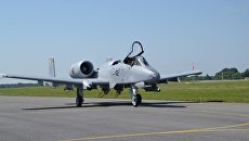 Американский штурмовик А-10 в Эстонии. Архивное фото Американский штурмовик А-10 в Эстонии. Архивное фото