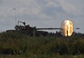 Экипаж команды армии Китая участвует в индивидуальной гонке соревнований по танковому биатлону Армейских международных Игр-2017 на подмосковном полигоне Алабино Экипаж команды армии Китая участвует в индивидуальной гонке соревнований по танковому биатлону Армейских международных Игр-2017 на подмосковном полигоне Алабино