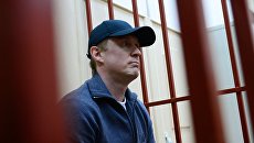 Директор компании Балтстрой Дмитрий Сергеев в Басманном суде города Москвы. 29 авгста 2017 Директор компании Балтстрой Дмитрий Сергеев в Басманном суде города Москвы. 29 авгста 2017