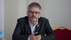 Заведующий отделом нейроинформатики Центра оптико-нейронных технологий Научно-исследовательского института системных исследований РАН Виталий Дунин-Барковский Заведующий отделом нейроинформатики Центра оптико-нейронных технологий Научно-исследовательского института системных исследований РАН Виталий Дунин-Барковский