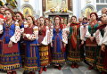 Прихожане во время освящения Успенского кафедрального собора в Ташкенте Прихожане во время освящения Успенского кафедрального собора в Ташкенте