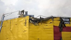 Последствия пожара на строительном рынке Синдика, расположенном у МКАД в районе Строгино. 9 октября 2017 Последствия пожара на строительном рынке Синдика, расположенном у МКАД в районе Строгино. 9 октября 2017
