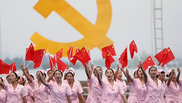 Выступление в честь предстоящего 19-го Национального конгресса Коммунистической партии Китая в Хуайбэй