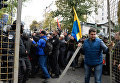 Участники акции протеста у здания Верховной рады Украины в Киеве Участники акции протеста у здания Верховной рады Украины в Киеве