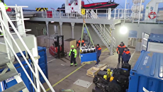 Спасатели МЧС России пред началом посиковых работ на дне моря на Шпицбергене. 29 октября 2017 Спасатели МЧС России пред началом посиковых работ на дне моря на Шпицбергене. 29 октября 2017