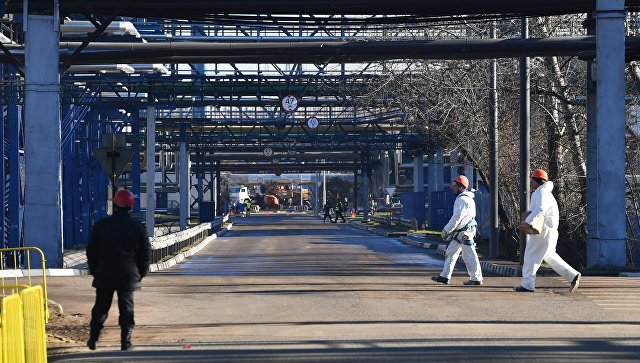 «Газпром нефть» ожидает роста нефтепереработки в нынешнем 2018 «Газпром нефть» ожидает роста нефтепереработки в нынешнем 2018