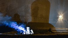 Рабочий на строительстве станции метро Рабочий на строительстве станции метро