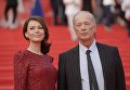 Сатирик Михаил Задорнов и актриса Ирина Безрукова перед началом церемонии закрытия 38-го Московского международного кинофестиваля Сатирик Михаил Задорнов и актриса Ирина Безрукова перед началом церемонии закрытия 38-го Московского международного кинофестиваля