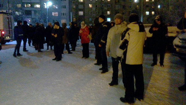 На месте пожара в жилом доме в Мурманске. 24 ноября 2017