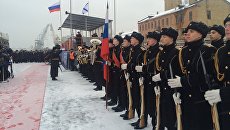 Церемония подъема Военно-Морского Флага на ледоколе Илья МУромец в Санкт-Петербурге. Архивное фото Церемония подъема Военно-Морского Флага на ледоколе Илья МУромец в Санкт-Петербурге. Архивное фото