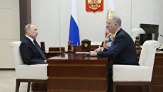Президент РФ Владимир Путин и генеральный директор Российского фонда прямых инвестиций Кирилл Дмитриев во время встречи. 5 декабря 2017 Президент РФ Владимир Путин и генеральный директор Российского фонда прямых инвестиций Кирилл Дмитриев во время встречи. 5 декабря 2017