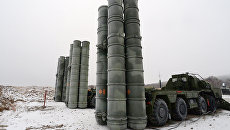 Зенитные ракетные комплексы С-400 Триумф. Архивное фото Зенитные ракетные комплексы С-400 Триумф. Архивное фото