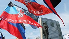 Митинг в честь годовщины провозглашения ДНР в Донецке. Архивное фото Митинг в честь годовщины провозглашения ДНР в Донецке. Архивное фото