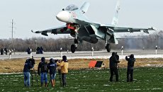 Посадка тяжелого истребителя Су-30М2 на автотрассу в Ростовской области. 17 января 2018 Посадка тяжелого истребителя Су-30М2 на автотрассу в Ростовской области. 17 января 2018