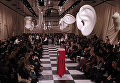 Показ коллекции Christian Dior в рамках Недели высокой моды в Париже Показ коллекции Christian Dior в рамках Недели высокой моды в Париже