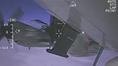 Стоп-кадр видео перехвата американского самолета-разведчика EP-3 над Черным морем Стоп-кадр видео перехвата американского самолета-разведчика EP-3 над Черным морем