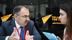 Председатель правления Пенсионного фонда РФ Антон Дроздов во время интервью в студии радио Sputnik на Российском инвестиционном форуме в Сочи. 15 февраля 2018 Председатель правления Пенсионного фонда РФ Антон Дроздов во время интервью в студии радио Sputnik на Российском инвестиционном форуме в Сочи. 15 февраля 2018