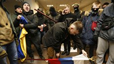Радикалы в здании Российского центра науки и культуры в Киеве. 17 февраля 2018 Радикалы в здании Российского центра науки и культуры в Киеве. 17 февраля 2018