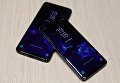 Новые смартфоны Samsung S9 и S9 Plus после церемонии презентации на Mobile World Congress в Барселоне, Испания. 25 февраля 2018 года Новые смартфоны Samsung S9 и S9 Plus после церемонии презентации на Mobile World Congress в Барселоне, Испания. 25 февраля 2018 года