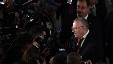 Лидер ЛДПР Владимир Жириновский перед началом оглашения ежегодного послания президента Российской Федерации Федеральному Собранию в ЦВЗ Манеж. 1 марта 2018 Лидер ЛДПР Владимир Жириновский перед началом оглашения ежегодного послания президента Российской Федерации Федеральному Собранию в ЦВЗ Манеж. 1 марта 2018