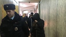 В Москве следователями СКР возбуждено уголовное дело в отношении двух женщин, обвиняемых в попытке продажи девушки в сексуальное рабство В Москве следователями СКР возбуждено уголовное дело в отношении двух женщин, обвиняемых в попытке продажи девушки в сексуальное рабство