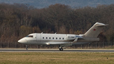 Турецкий частный самолет Bombardier CL604 TC-TRB. Архивное фото Турецкий частный самолет Bombardier CL604 TC-TRB. Архивное фото