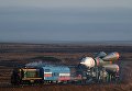 Вывоз ракеты-носителя Союз-ФГ c транспортным пилотируемым кораблем Союз МС-08 на стартовую площадку космодрома Байконур Вывоз ракеты-носителя Союз-ФГ c транспортным пилотируемым кораблем Союз МС-08 на стартовую площадку космодрома Байконур