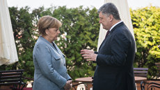 Президент Украины Петр Порошенко и канцлер Германии Ангела Меркель во время встречи в Берлине. 10 апреля 2018 Президент Украины Петр Порошенко и канцлер Германии Ангела Меркель во время встречи в Берлине. 10 апреля 2018