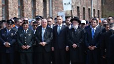 Президент Израиля Реувен Ривлин и президент Польши Анджей Дуда на шествии Марш жизни в польском Освенциме Президент Израиля Реувен Ривлин и президент Польши Анджей Дуда на шествии Марш жизни в польском Освенциме