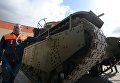 Копия советского многобашенного тяжёлого танка Т-35, воссозданного специалистами участка ремонта и реставрации военной техники АО Уралэлектромедь в Екатеринбурге Копия советского многобашенного тяжёлого танка Т-35, воссозданного специалистами участка ремонта и реставрации военной техники АО Уралэлектромедь в Екатеринбурге