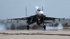 Истребитель Су-30СМ на авиабазе Хмеймим. Архивное фото Истребитель Су-30СМ на авиабазе Хмеймим. Архивное фото