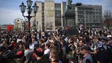 Участники несанкционированной акции оппозиции на Пушкинской площади в Москве. 5 мая 2018 Участники несанкционированной акции оппозиции на Пушкинской площади в Москве. 5 мая 2018