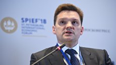 Генеральный директор ФГУП Почта России Николай Подгузов на Петербургском международном экономическом форуме. 24 мая 2018 Генеральный директор ФГУП Почта России Николай Подгузов на Петербургском международном экономическом форуме. 24 мая 2018