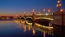 Подсветка Троицкого моста Подсветка Троицкого моста