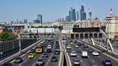 Третье транспортное кольцо и небоскребы Московского международного делового центра Москва-сити Третье транспортное кольцо и небоскребы Московского международного делового центра Москва-сити