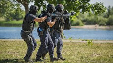 Сотрудники Полиции безопасности Латвии. Архивное фото Сотрудники Полиции безопасности Латвии. Архивное фото