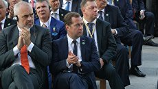 Председатель правительства РФ Дмитрий Медведев на торжественной церемонии инаугурации избранного президента Турецкой Республики Реджепа Тайипа Эрдогана в Анкаре. 9 июля 2018 Председатель правительства РФ Дмитрий Медведев на торжественной церемонии инаугурации избранного президента Турецкой Республики Реджепа Тайипа Эрдогана в Анкаре. 9 июля 2018