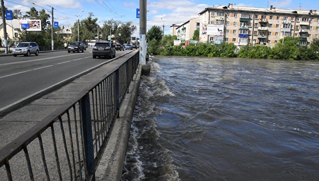 Мост на улице Комсомольская в Чите через реку Читинка. Архивное фото