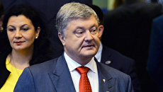 Президент Украины Петр Порошенко на саммите стран-участниц НАТО в Брюсселе. 12 июля 2018 Президент Украины Петр Порошенко на саммите стран-участниц НАТО в Брюсселе. 12 июля 2018