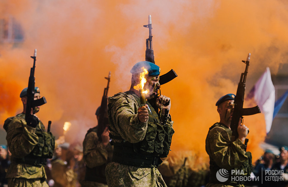 Торжественное мероприятие в воинской части в Иванове, посвященное 88-й годовщине образования Воздушно-десантных войск Торжественное мероприятие в воинской части в Иванове, посвященное 88-й годовщине образования Воздушно-десантных войск