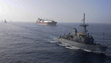 Флот ВМС США сопровождает танкер для перевозки СПГ Флот ВМС США сопровождает танкер для перевозки СПГ