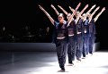 Участники постановки Рассуждения о Весне Священной, Образ Розы Корейской национальной компании современного танца во время генеральной репетиции перед открытием XX Международного фестиваля современного танца Open Look в Санкт-Петербурге Участники постановки Рассуждения о Весне Священной, Образ Розы Корейской национальной компании современного танца во время генеральной репетиции перед открытием XX Международного фестиваля современного танца Open Look в Санкт-Петербурге