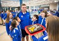 Вожатый МДЦ Артек принимает поздравления от воспитанников Вожатый МДЦ Артек принимает поздравления от воспитанников