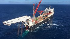 Судно Solitaire во время проведения работ по укладке труб газопровода Северный поток-2 в Финском заливе. 5 сентября 2018 Судно Solitaire во время проведения работ по укладке труб газопровода Северный поток-2 в Финском заливе. 5 сентября 2018