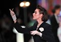 Модель демонстрирует одежду из коллекции Вячеслава Зайцева Русские сезоны в Париже на Mercedes-Benz Fashion Week Russia Модель демонстрирует одежду из коллекции Вячеслава Зайцева Русские сезоны в Париже на Mercedes-Benz Fashion Week Russia