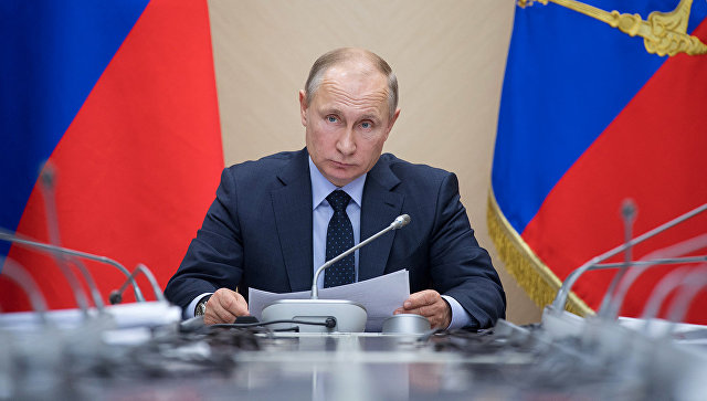 Путин на встрече с гендиректором "Аэрофлота" обсудит тему плоских тарифов 